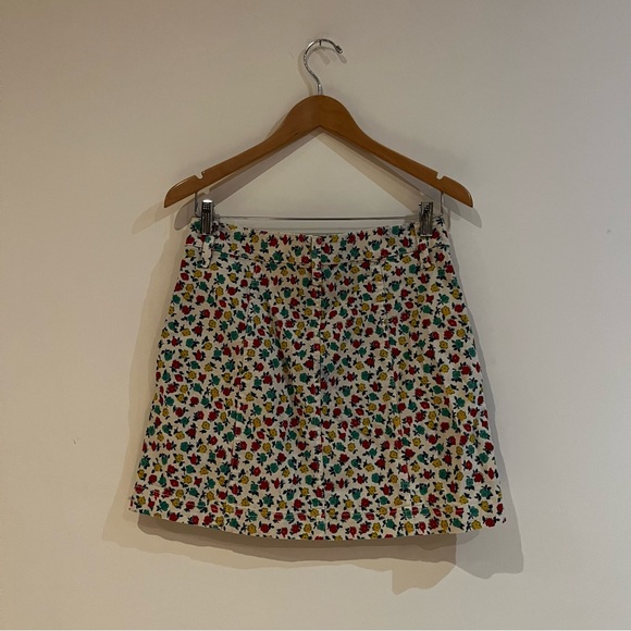 J.crew mercantile mini skirt with cream, red, yellow and green floral patterns. - Picture 6 of 7